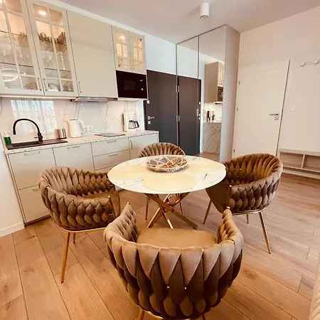 Sunrise Euronia 米兹多洛杰