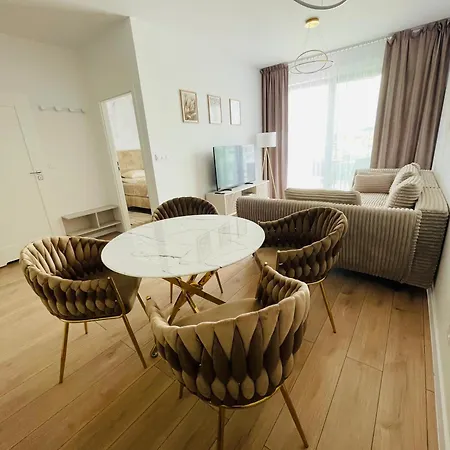 Sunrise Euronia 米兹多洛杰